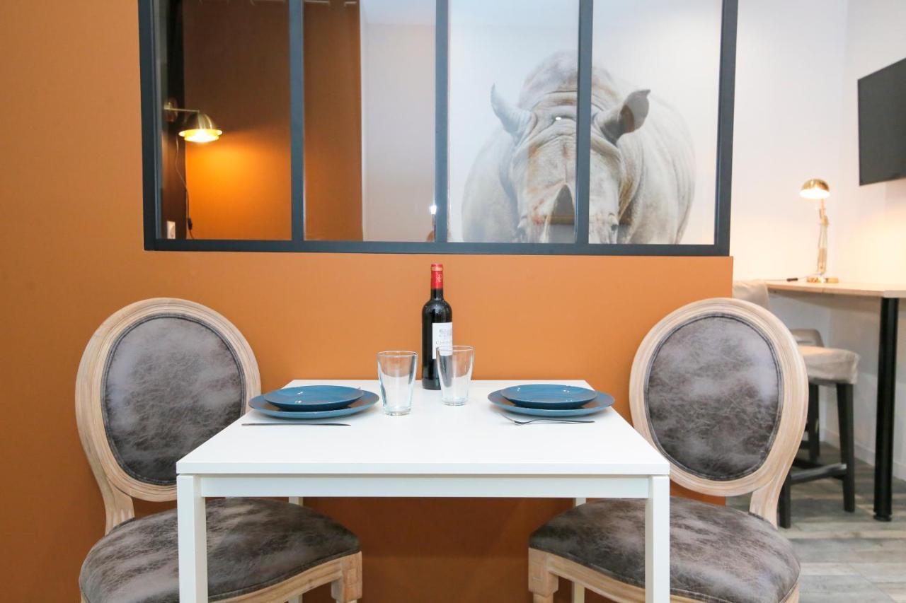 Le Rhinoceros, T1 Hypercentre Chic Et Cosy, Wifi Par Sovalfi Apartment Saint-Etienne  Exterior photo