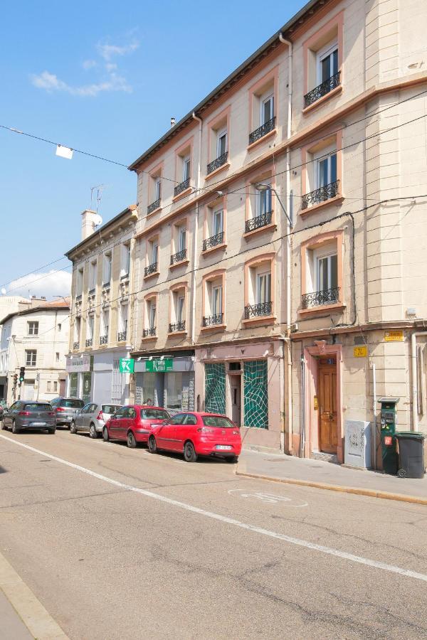 Le Rhinoceros, T1 Hypercentre Chic Et Cosy, Wifi Par Sovalfi Apartment Saint-Etienne  Exterior photo
